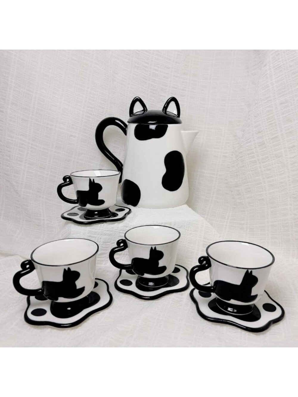 Cute Cat Paw Tea Set - 4 Ceramic Mugs & Saucers, Perfect Gift for Cat Lovers